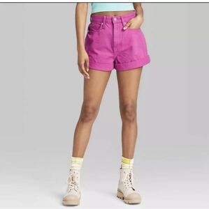 NWT Women's Super-High Rise Rolled Cuff Mom Jean Shorts
